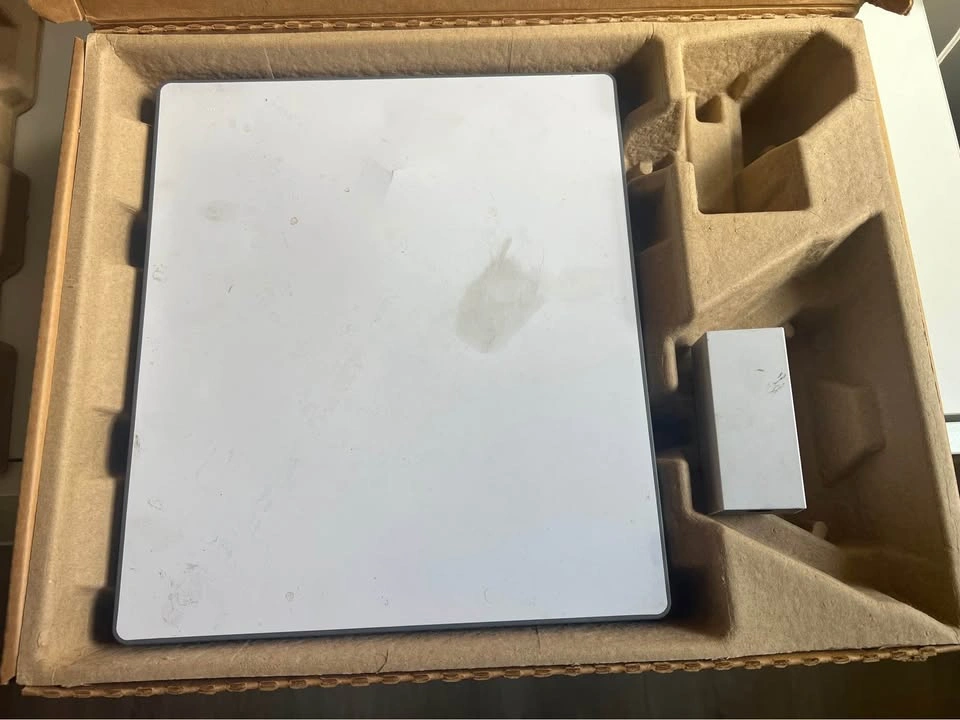 Starlink Mini Accessories & Damaged Dish (For Parts) - photo 3