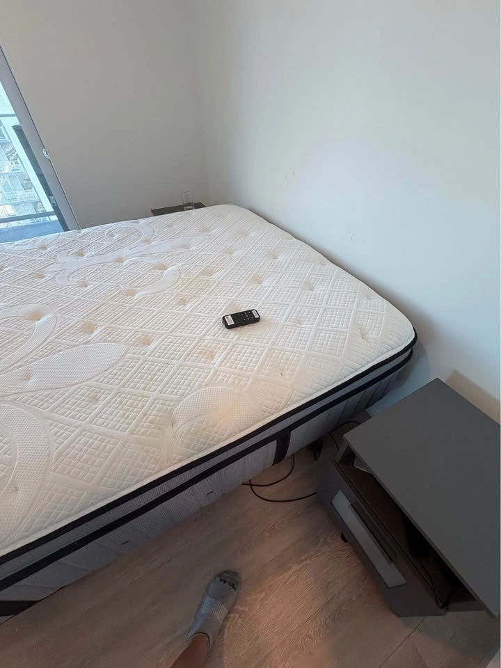 Queen bed mattress motorized to adjust. Night stands included. - photo 4