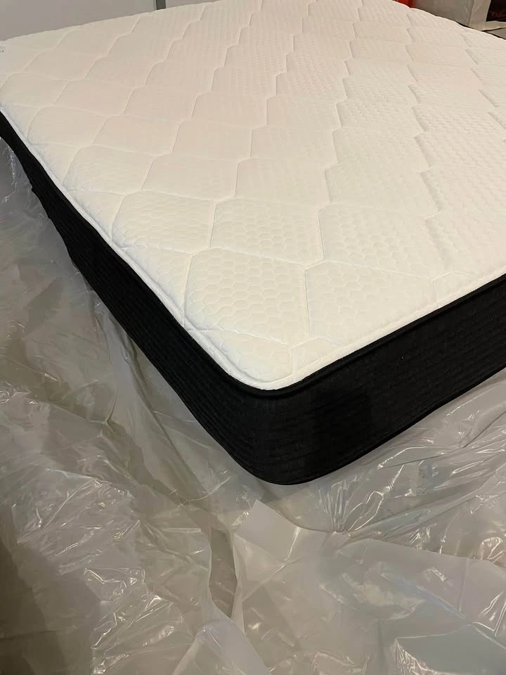 Plank Firm Luxe King Mattress, GlacioTex Cooling Cover - photo 5