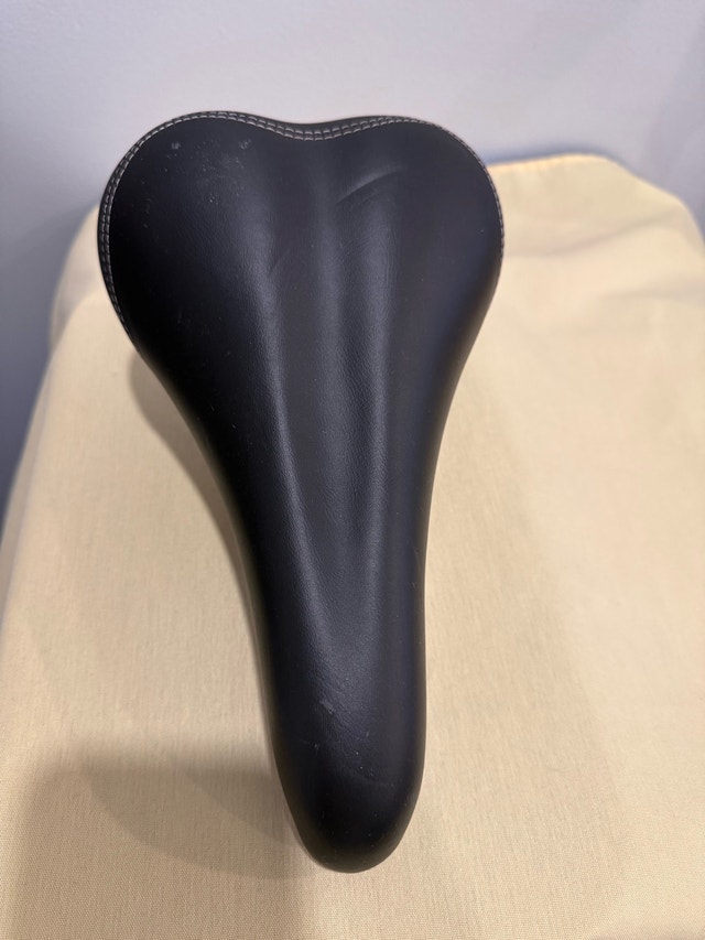 Hyper Bicycle Saddle