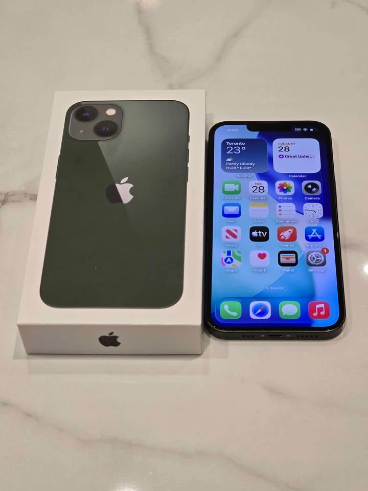 iPhone 13 128GB - Green | Unlocked | Excellent Condition - photo 3