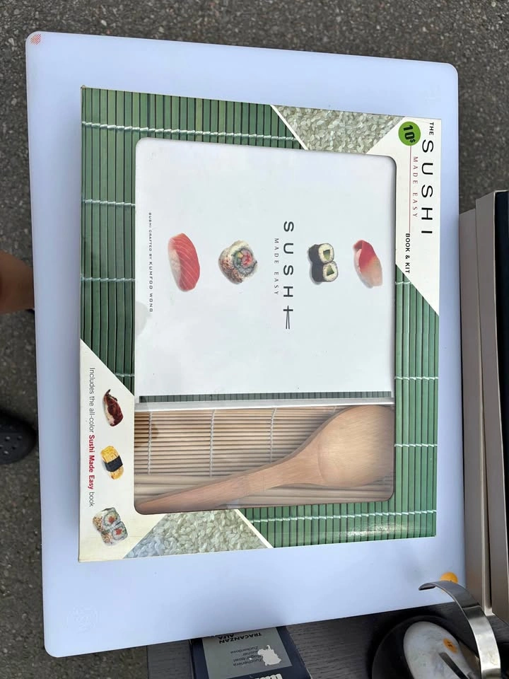 Sushi-Making Kit - BRAND NEW NEVER USED