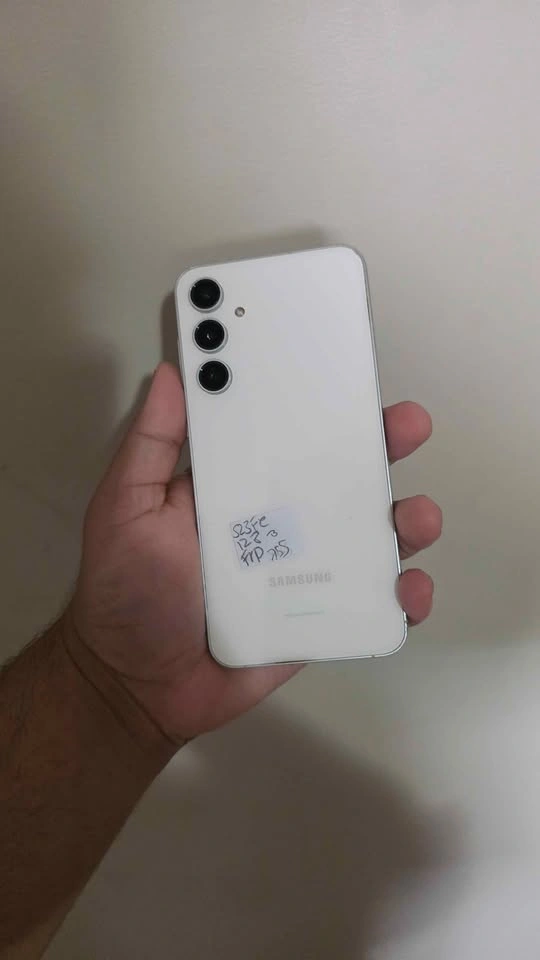 Samsung S23 FE 128gb Unlocked WHITE - photo 2