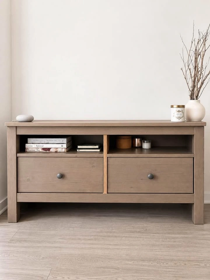 Solid Wood TV Stand – Great Condition – C$150 OBO