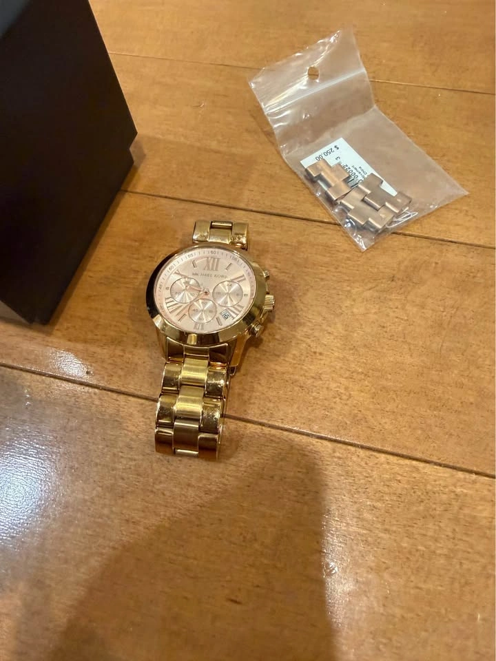 Michael Kors Gold Chronograph Watch Mk5578 - photo 2