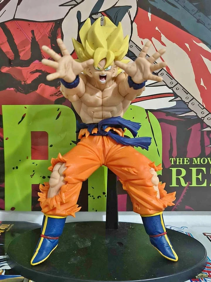 Banpresto Dragon Ball Z Super Saiyan Goku Figure