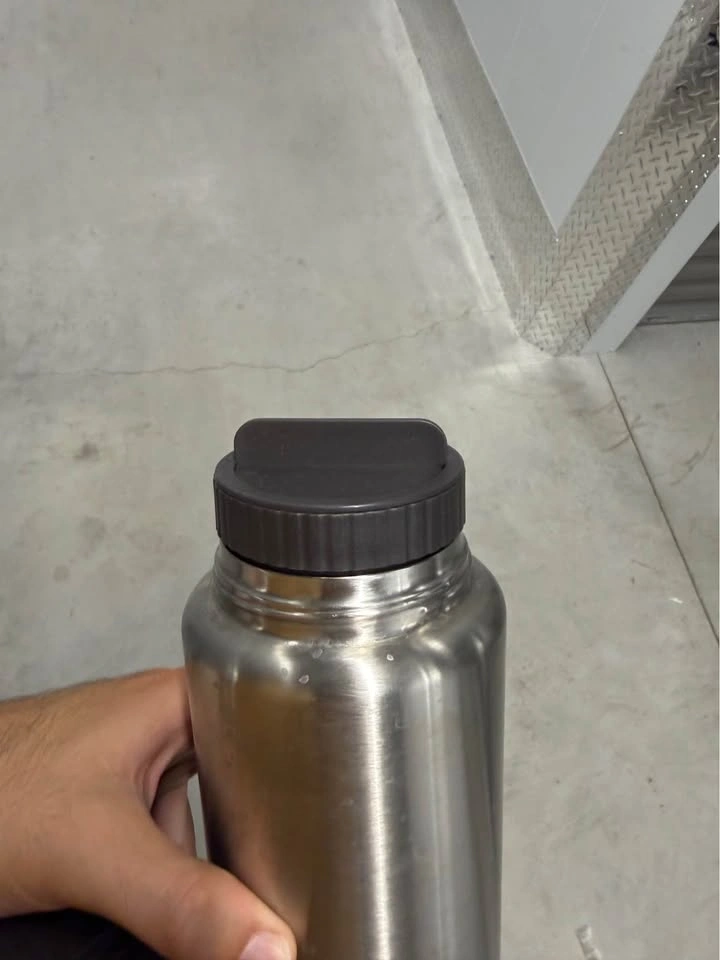 Thermoflask with two cups (used once only) - photo 2