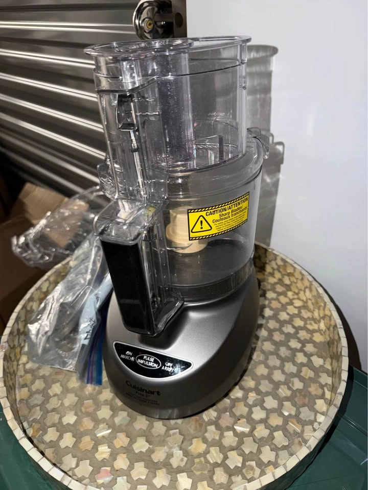 Cusinart food mixer (all pieces) - photo 2