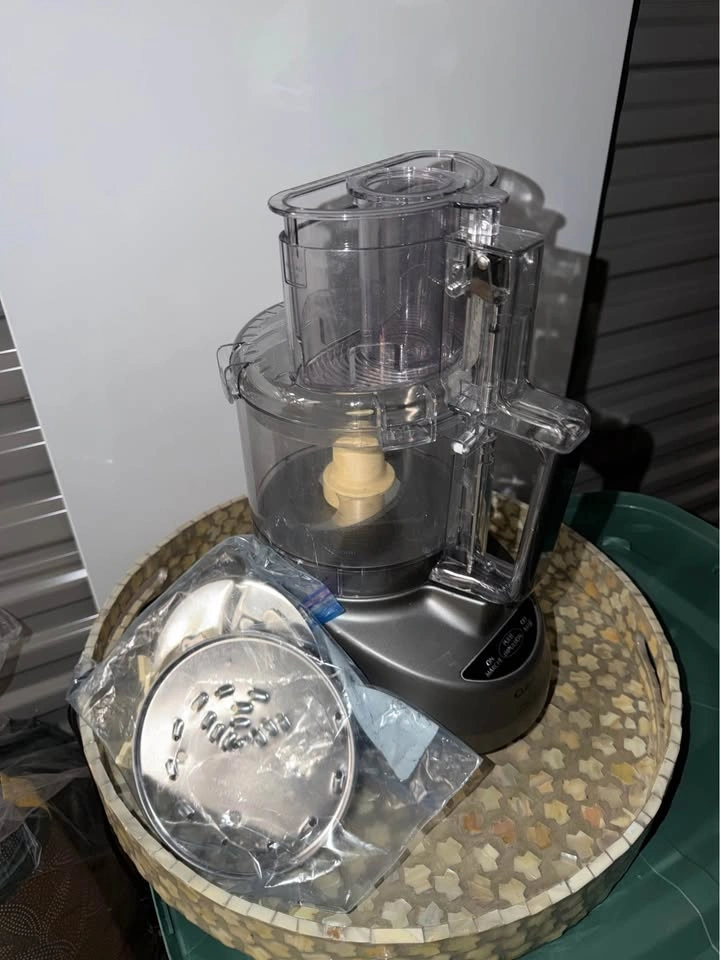 Cusinart food mixer (all pieces) - photo 3