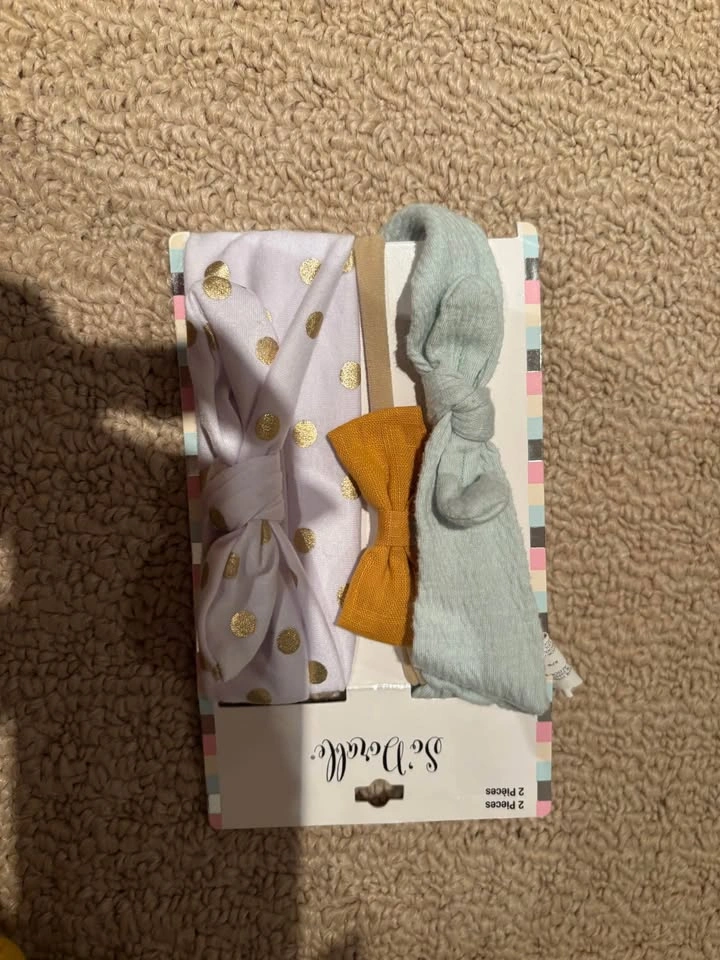 box New born & 0-3m outfits, Car seat support - photo 2