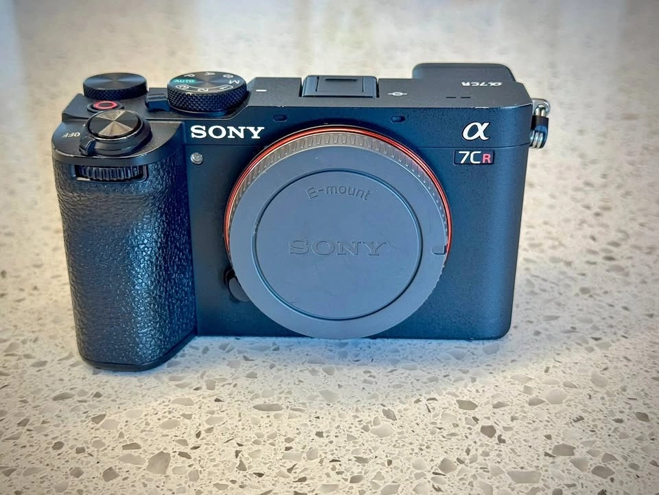 Sony a7cR