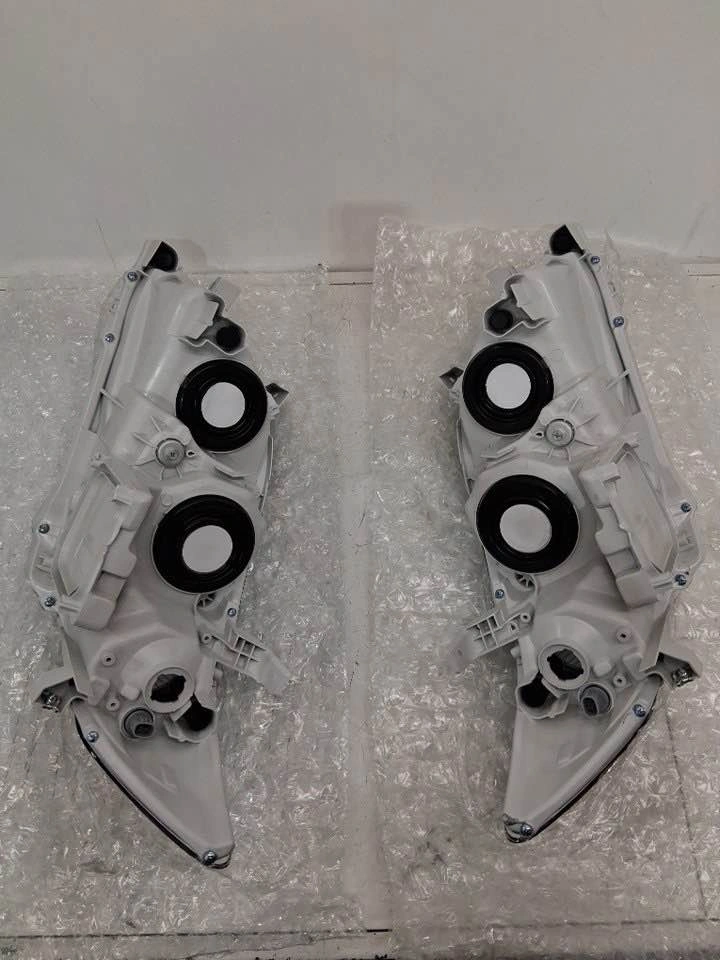 Toyota Camry 2007-2009 Black Housing Headlights Pair - photo 2
