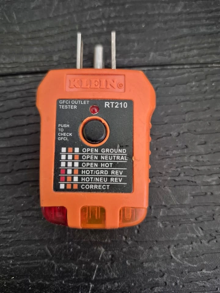 Klein Tools RT210 GFCI Outlet Tester - 120V