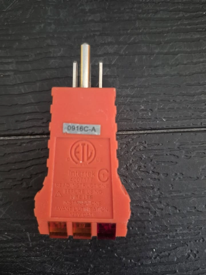 Klein Tools RT105 Receptacle Outlet Tester - 3-Wire, 120V - photo 2