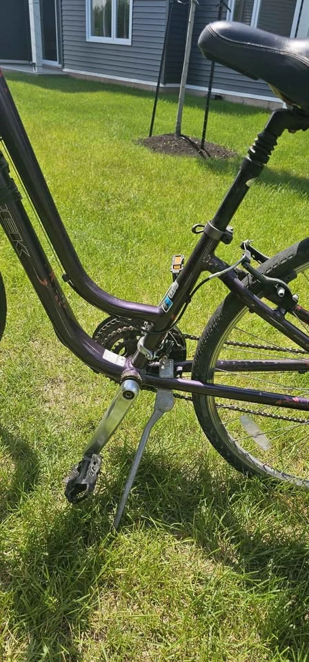 Trek Verve Low-Step Women's Hybrid Bike - Great Condition - photo 5