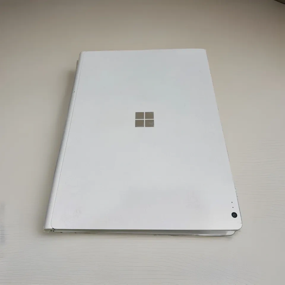 Microsoft Surface Book 1st Gen 13.5" i5 8GB 128GB SSD - photo 2