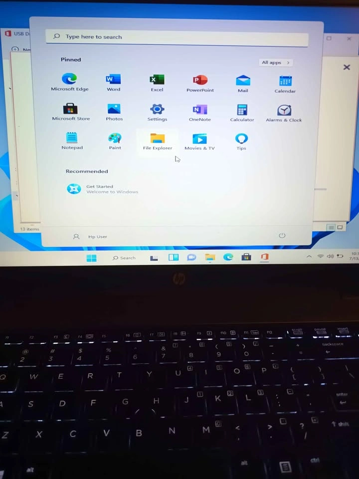 HP EliteBook 15in i7 12GB RAM 256GB SSD Windows 11 - photo 2