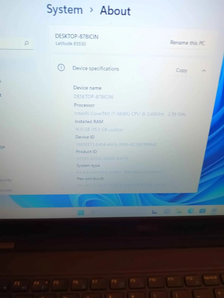 Dell Latitude E5550 15.6" i7 16GB RAM 256GB SSD Win 11 - photo 2