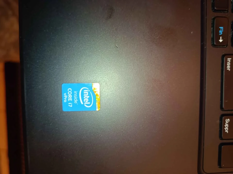 Dell Latitude E5550 15.6" i7 16GB RAM 256GB SSD Win 11 - photo 4