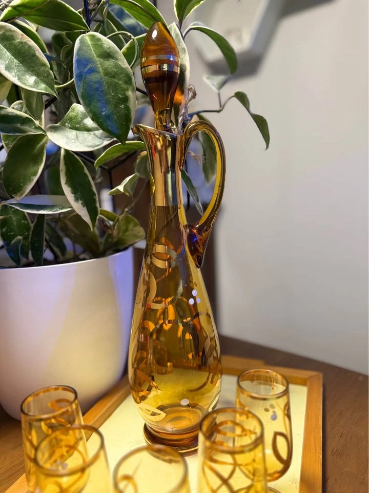 Vintage amber glass decanter and cordial set with gold overlay - photo 3