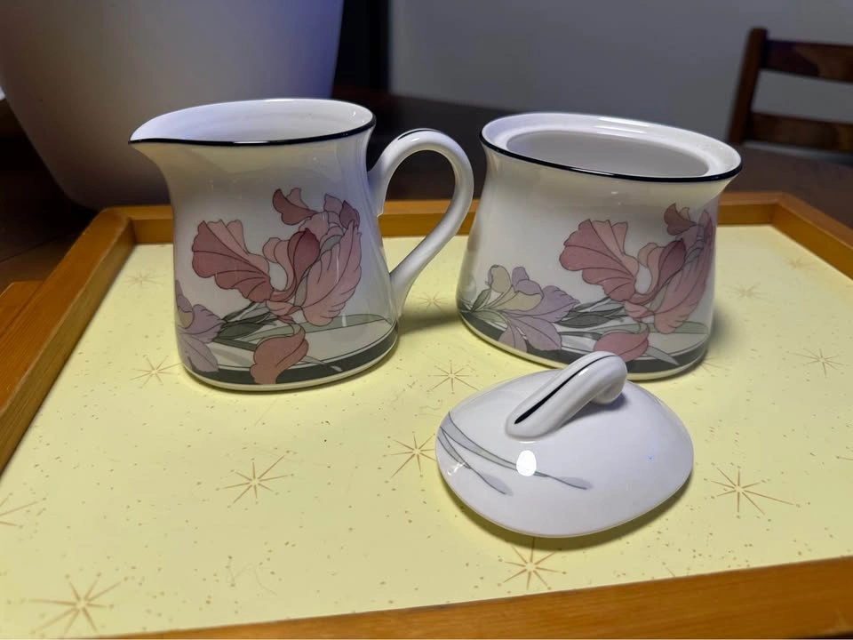 Full Noritake ‘New Decade’ porcelain tea set with floral pattern - photo 4
