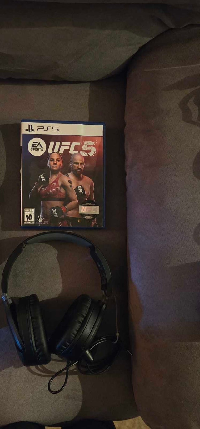 UFC 5 / Turtlebeach headset