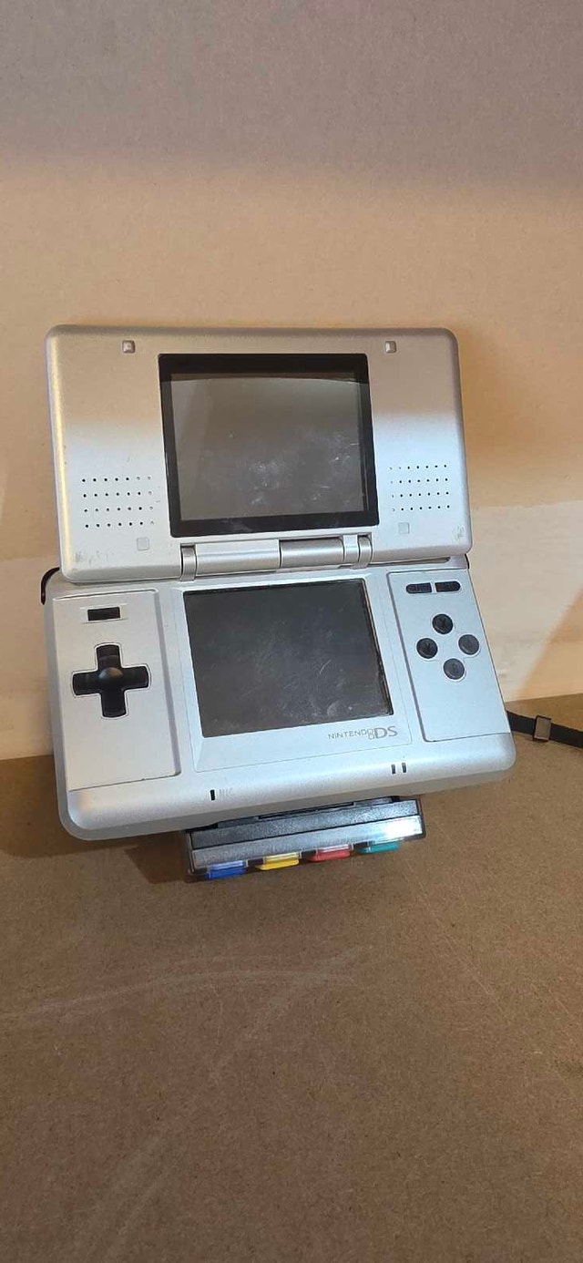 Nintendo DS + Guitar Hero Grip Controller/Game