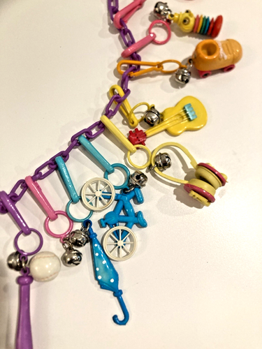 Vintage Retro 1980's Plastic Bell Clip On Charm Necklace - photo 4