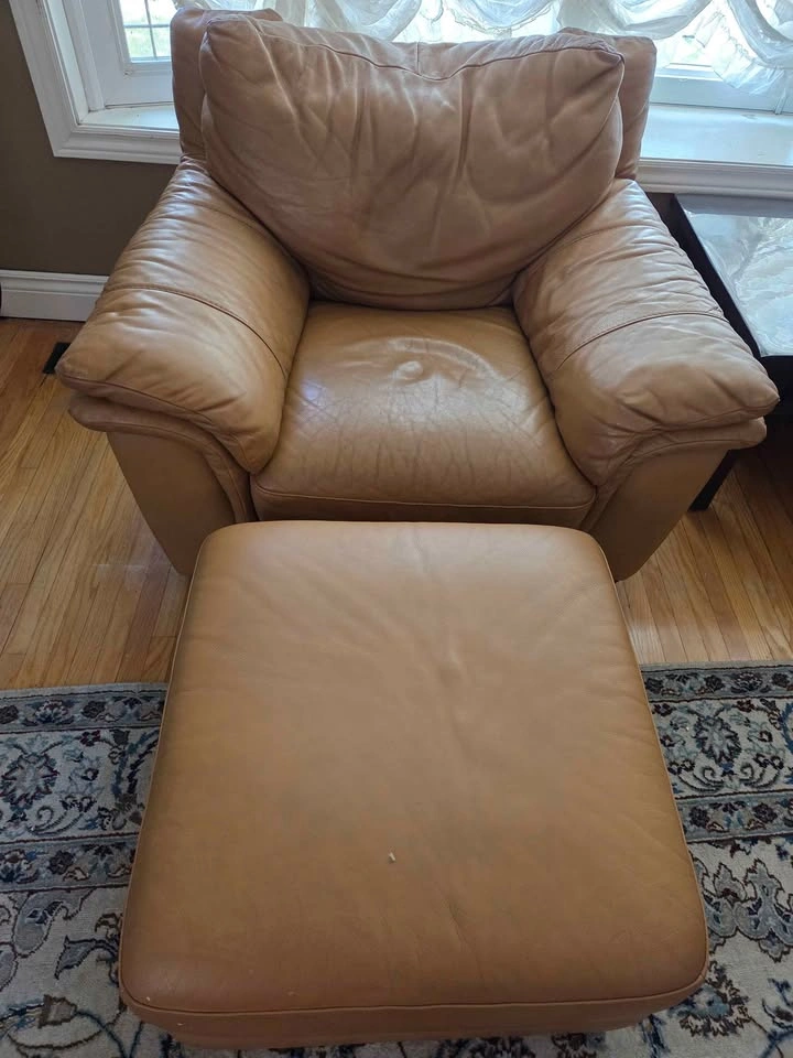 Genuine Leather Sofa Set - Sofa, Chair & Ottoman - photo 2