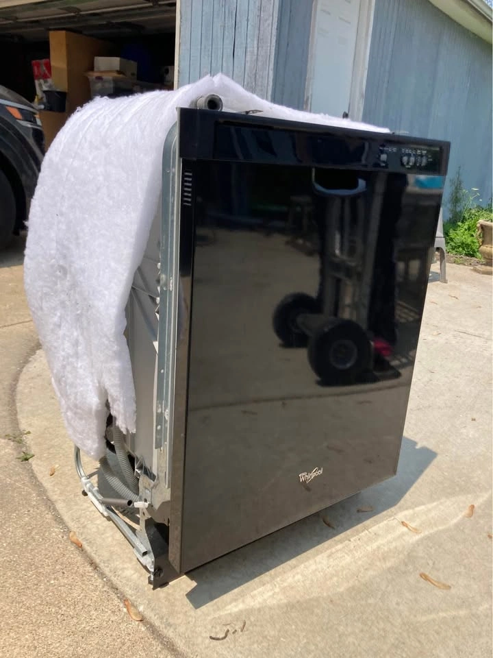Whirlpool Dishwasher - photo 2
