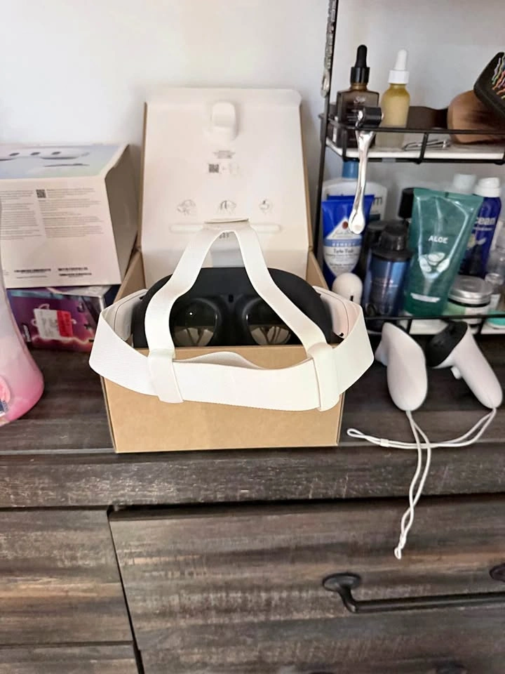 Meta Quest 3 512 GB VR Headset