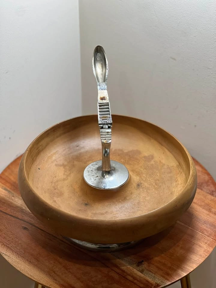 Vintage Mid-Century Modern Hellerware Wood & Chrome Nut Bowl - photo 4
