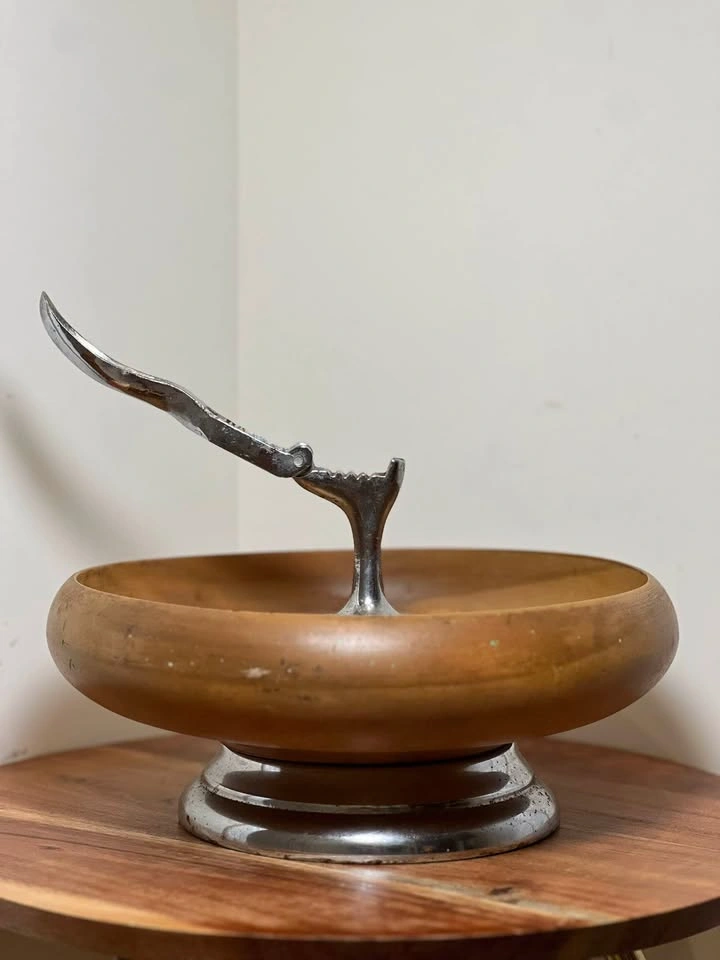 Vintage Mid-Century Modern Hellerware Wood & Chrome Nut Bowl - photo 5