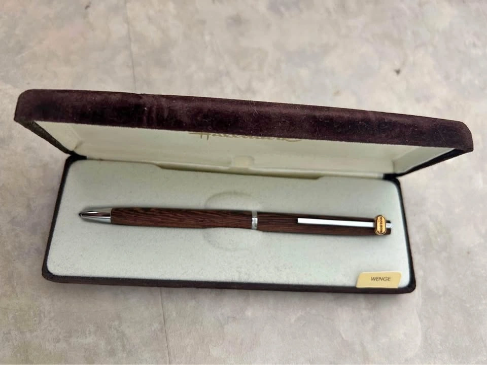 Hallmark Wenge Ballpoint Pen with MOLSON Emblem