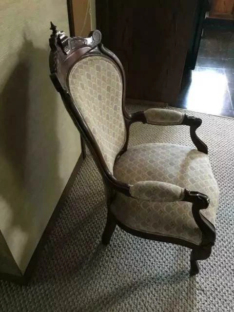 Victorian Era Arm Chair - Queen Anne - photo 3