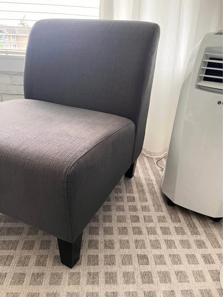 Dark grey accent chair - photo 4