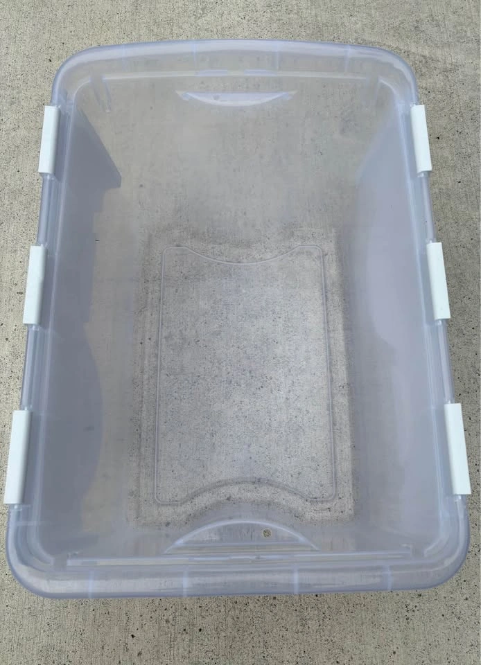 Sterilite 45L FlipTop Storage Box - photo 2