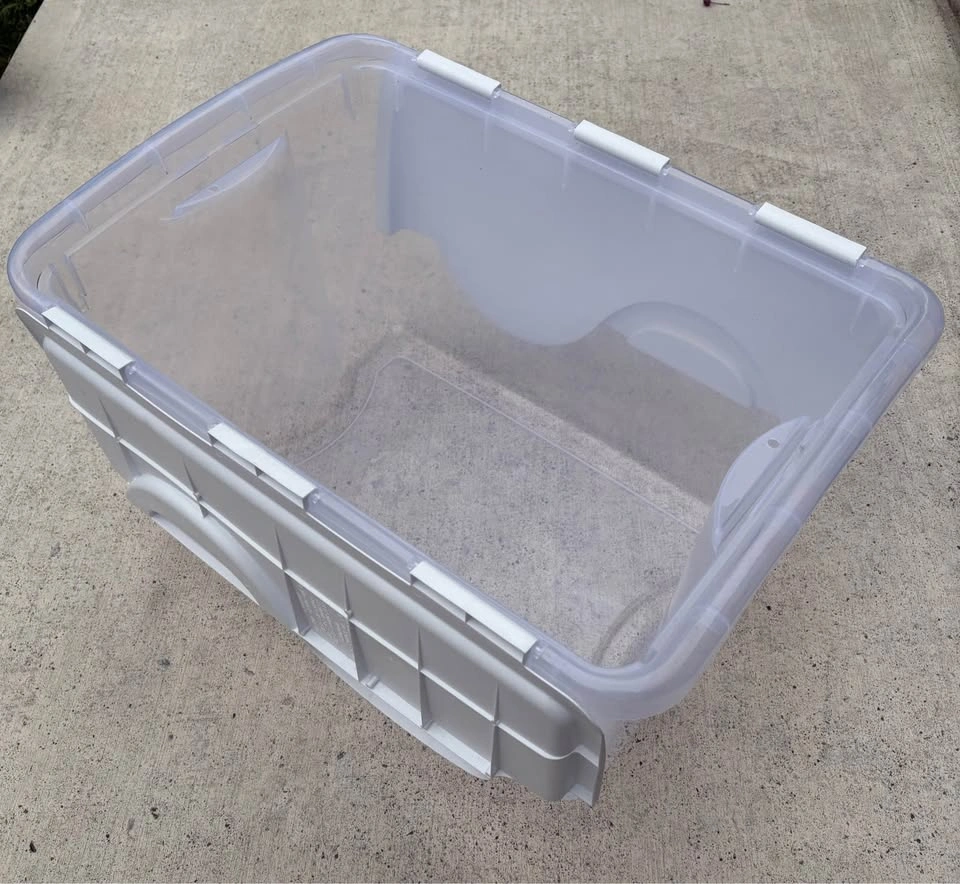 Sterilite 45L FlipTop Storage Box - photo 5