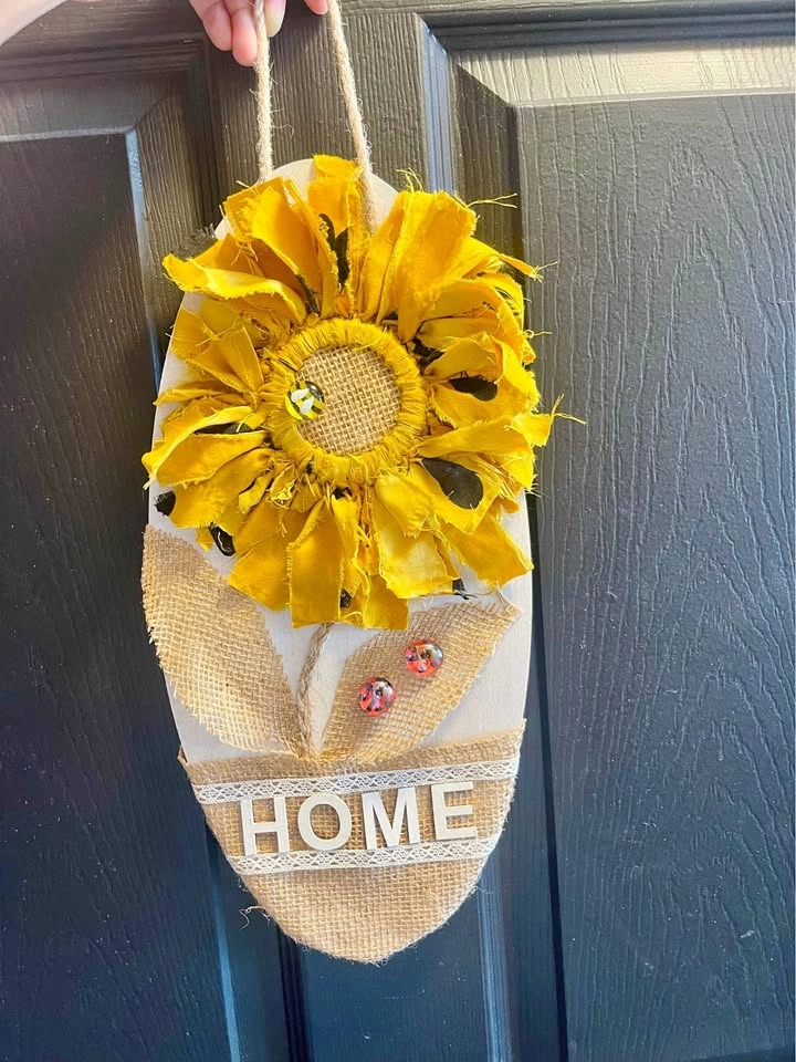 Handmade Rustic Sunflower “HOME” Door Hanger 🌻