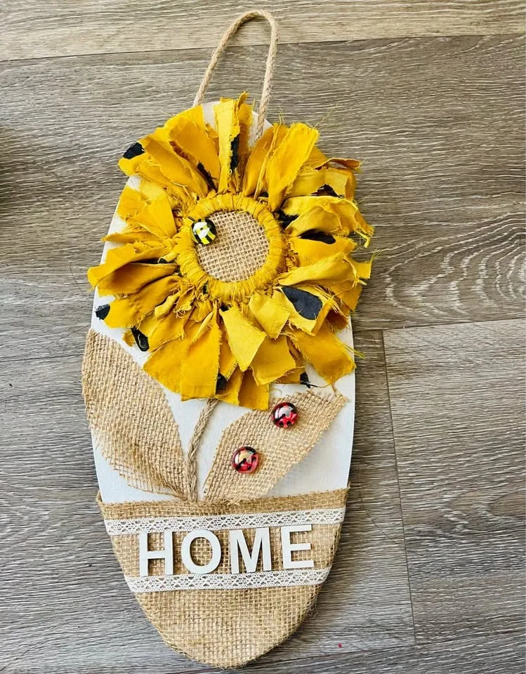 Handmade Rustic Sunflower “HOME” Door Hanger 🌻 - photo 2