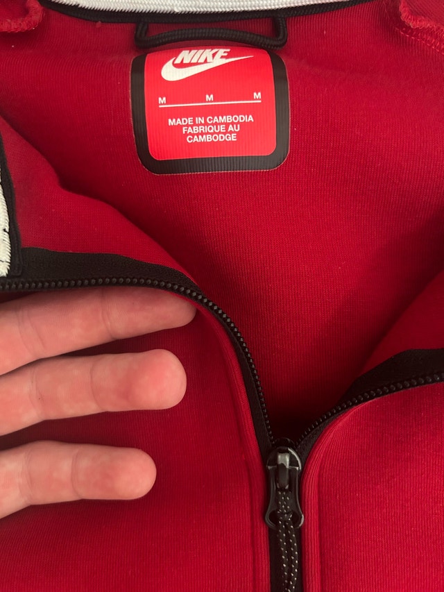 red Nike tech - photo 2