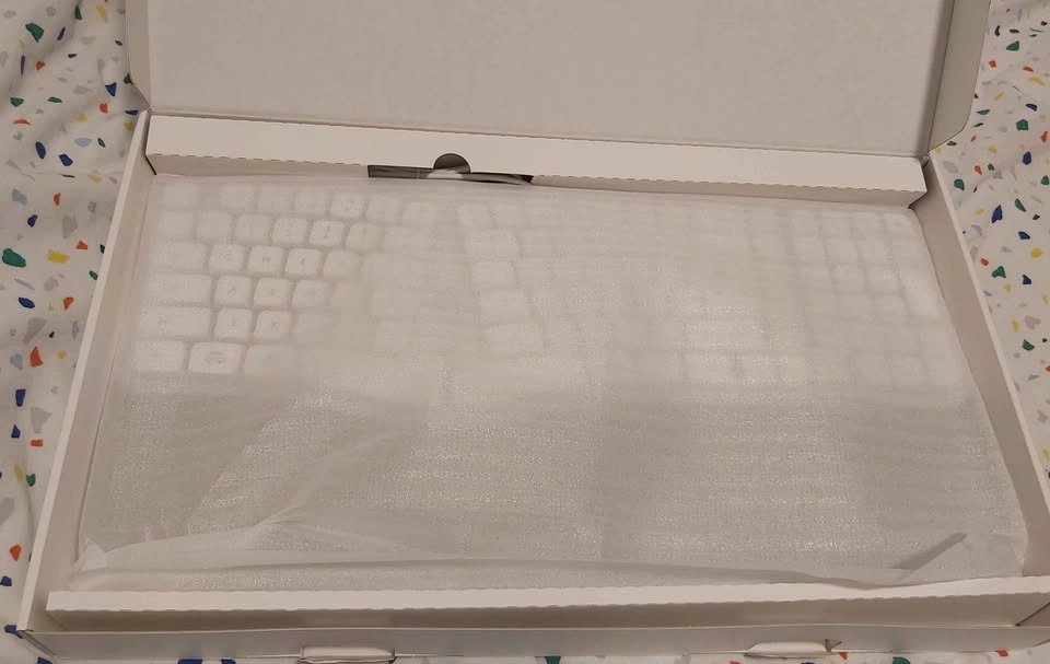 Wired Ergonomic Keyboard (white) - photo 2