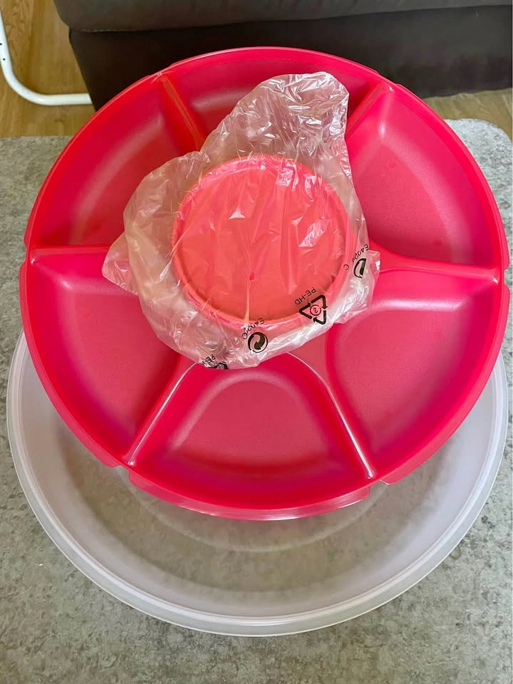 Brand New! Tupperware Serving Center With Dip Cup and Lids
