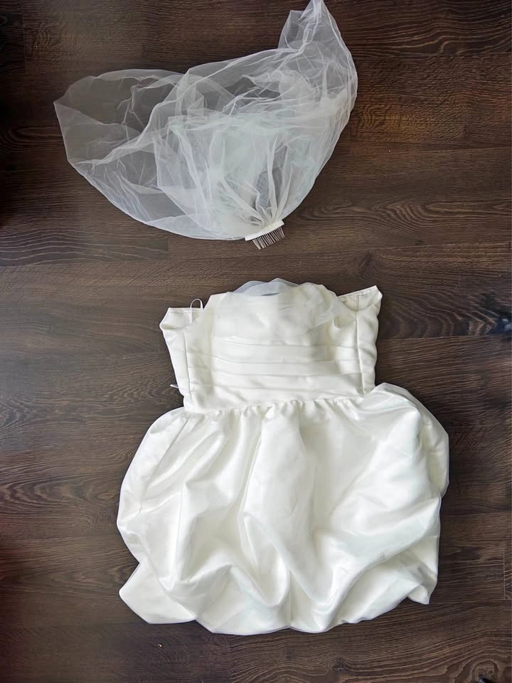 Short White Wedding Dress with Veil