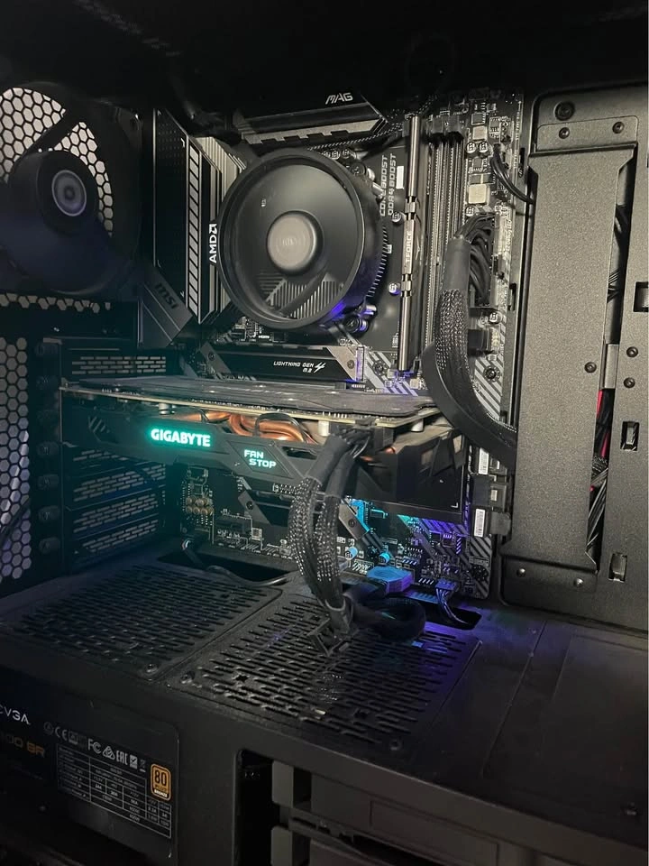 Custom built pc - photo 2