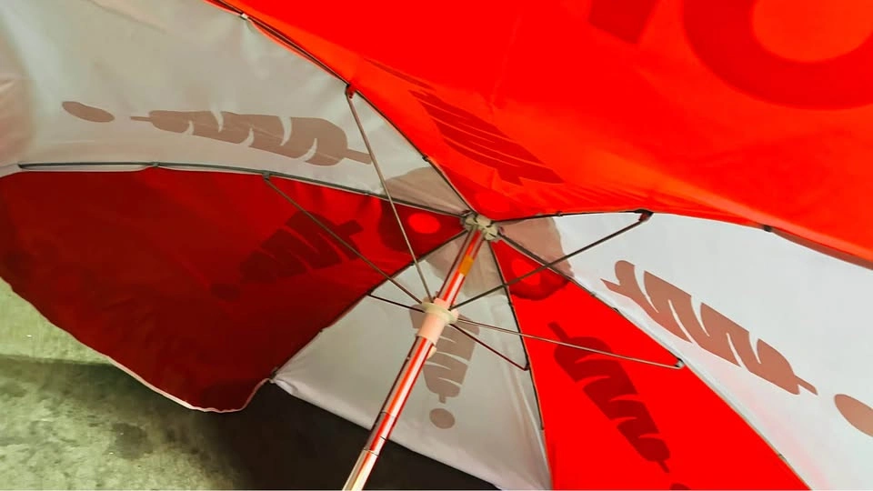 Brand New Commercial Kronos "We Know Gyros" Patio Umbrella - photo 3