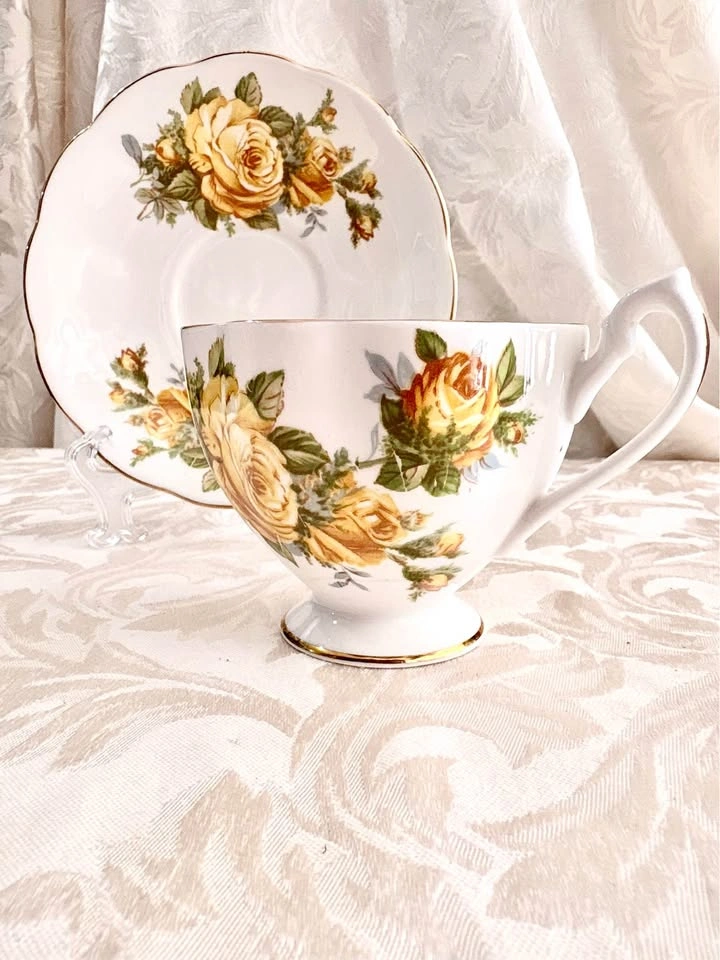 Fine Bone China England Yellow Rose Tea Cup and Saucer Set - photo 4
