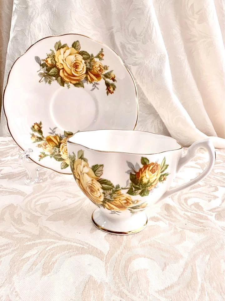 Fine Bone China England Yellow Rose Tea Cup and Saucer Set - photo 5