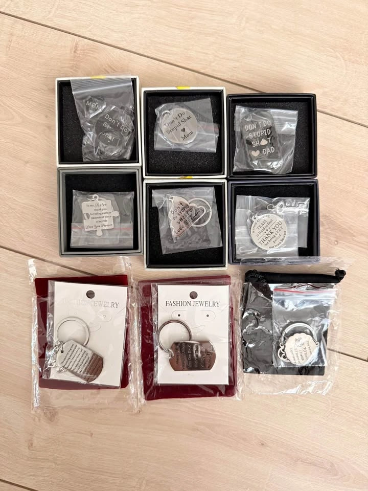 Keychain Lot