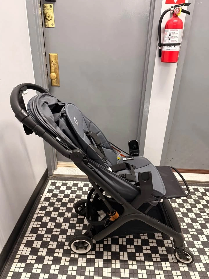 Bugaboo Butterfly Travel Stroller + Bumper Bar + Adapters - photo 2
